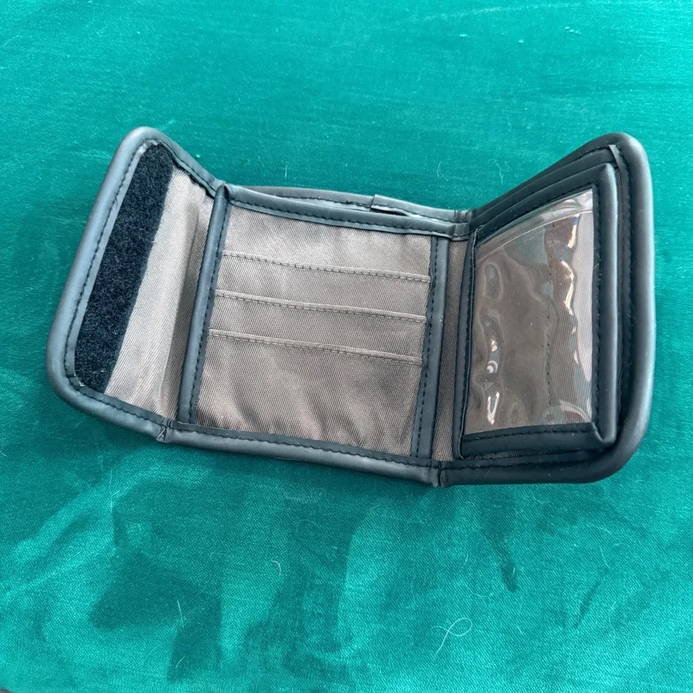 POLO SPORT Ralph Lauren Mens‎ Trifold Wallet Khaki Nylon Velcro Closure